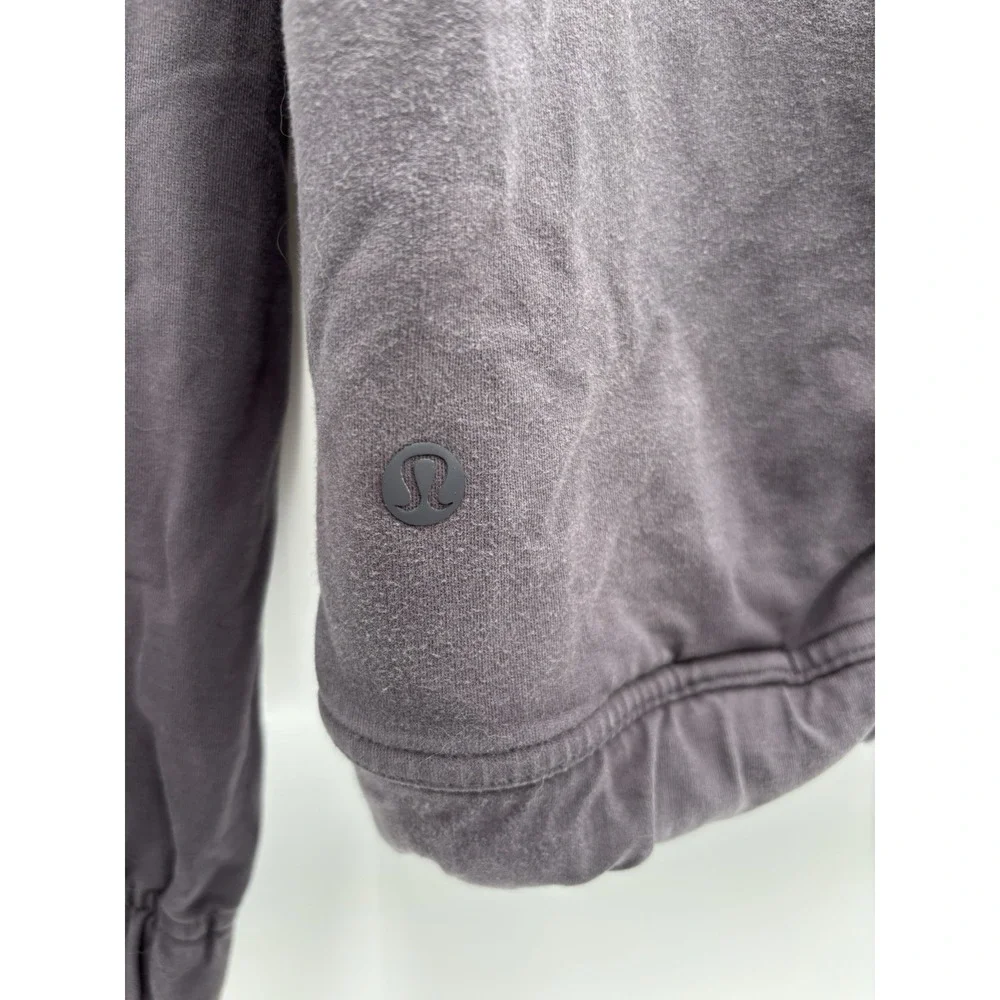 lululemon athletica pre owned